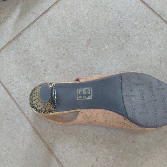 J.Renee Low Heel Women's Dress Shoes - Picture 3 of 3